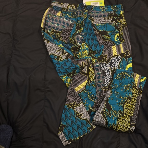 NWT VERSACE MENS SLIM SKINNY FIT JEANS PANTS, MULTI 34”W x 32”L STRAIGHT LEG - Picture 6 of 8